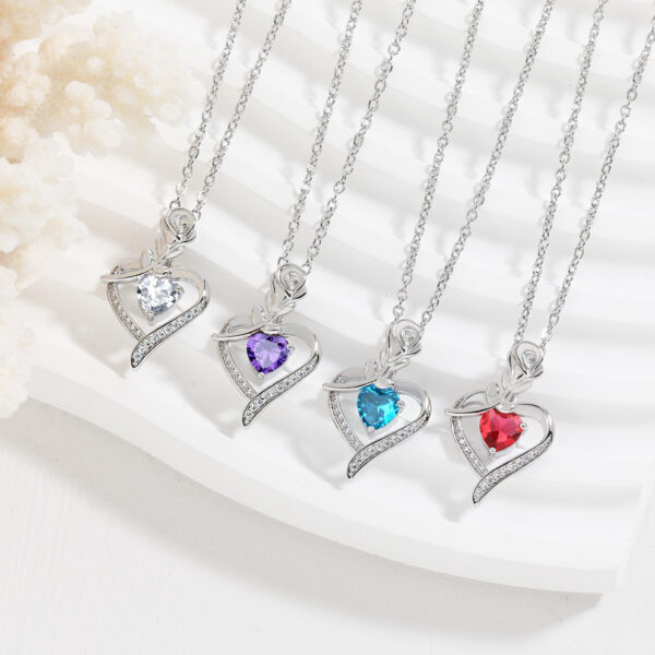 Rose Heart-shaped Necklace With Rhinestones - Image 2