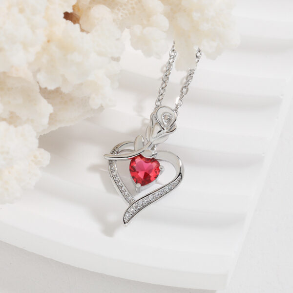 Rose Heart-shaped Necklace With Rhinestones - Image 6